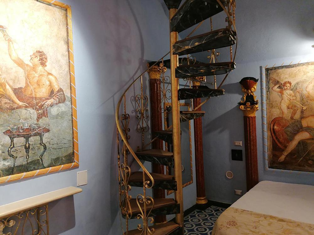 Appartement Domus Almapetra Ai Fori Imperiali à Rome Extérieur photo